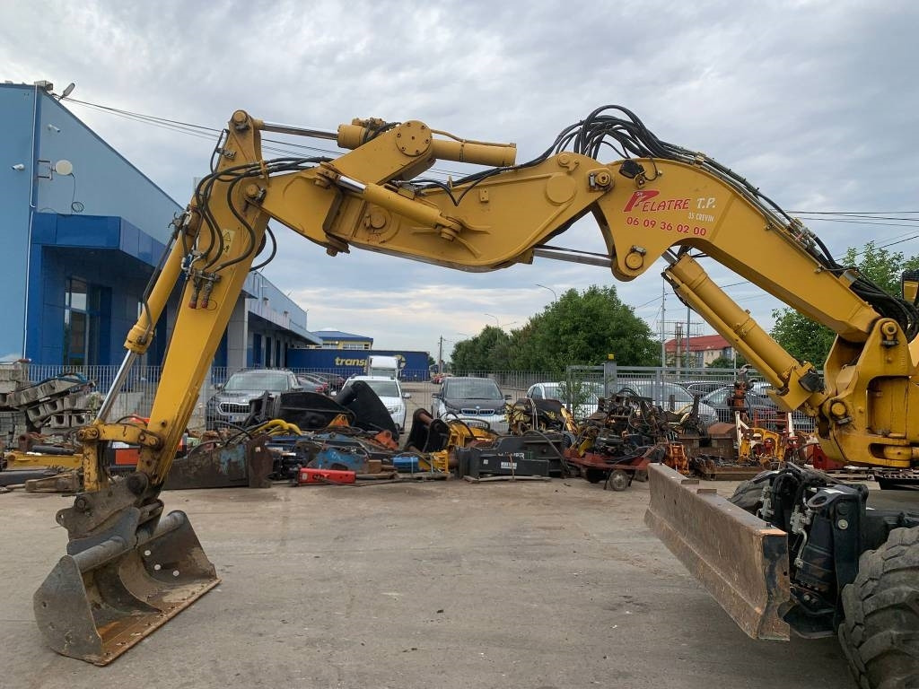 Komatsu PW118MR-11W - Колесен багер: снимка 3 Komatsu PW118MR-11W - Колесен багер: снимка 3