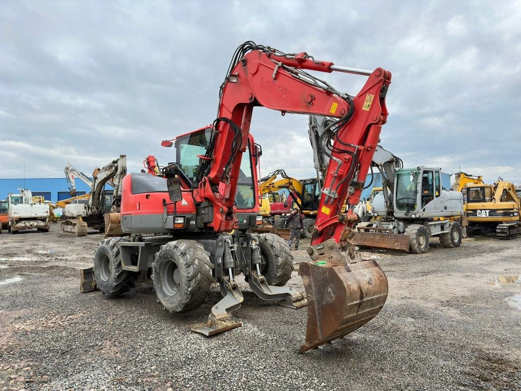 Komatsu PW98MR-8 - Колесен багер: снимка 2 Komatsu PW98MR-8 - Колесен багер: снимка 2
