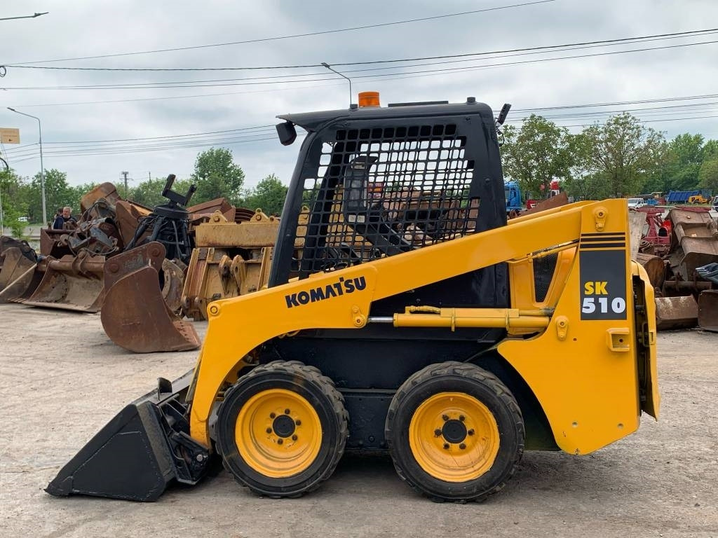 Komatsu SK 510 - Мини челен товарач: снимка 3 Komatsu SK 510 - Мини челен товарач: снимка 3