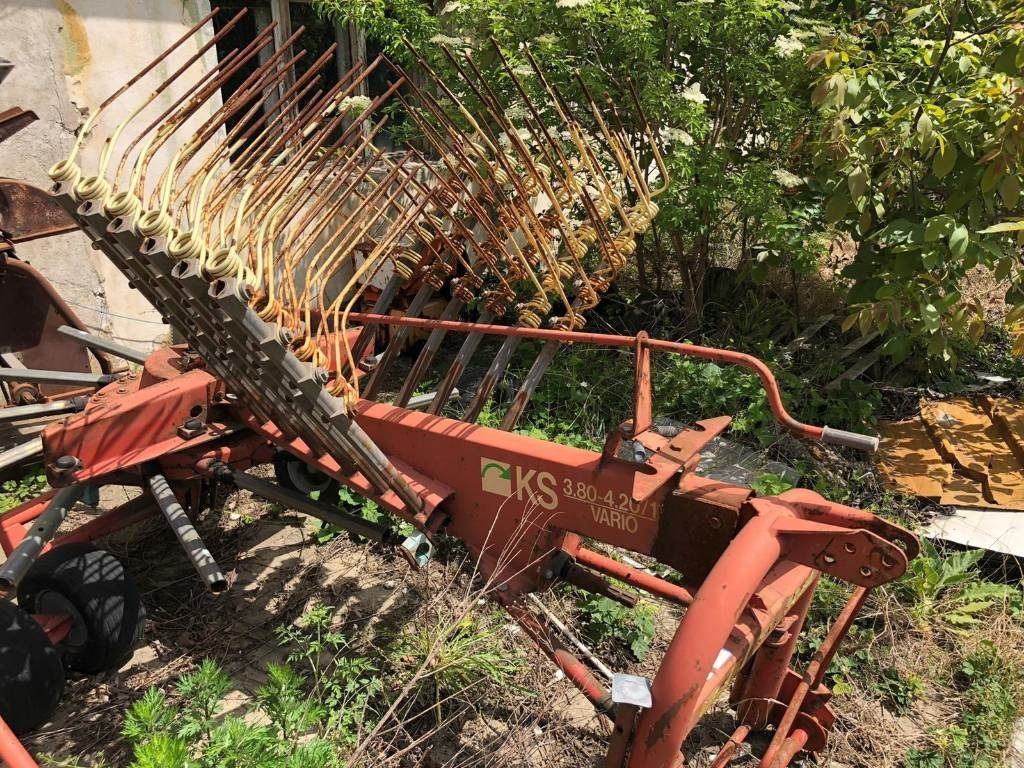 Krone Vario KS - Гребло/ Сенообръщачка: снимка 3 Krone Vario KS - Гребло/ Сенообръщачка: снимка 3