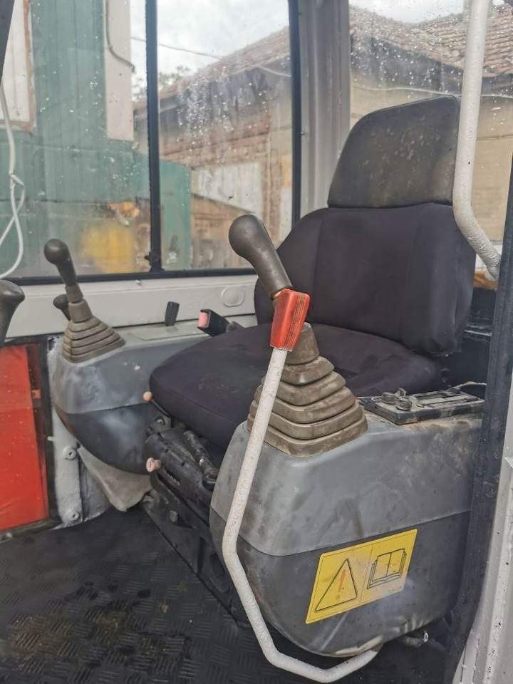 Kubota KX 71-2 - Мини багер: снимка 5 Kubota KX 71-2 - Мини багер: снимка 5