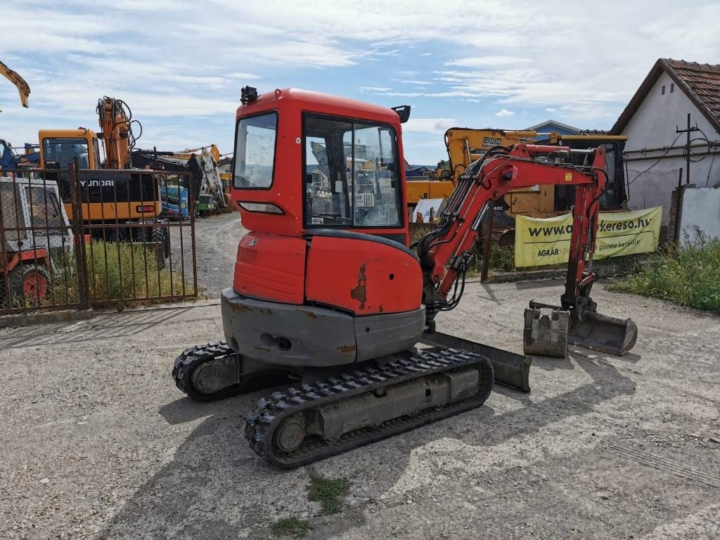 Kubota U 35-3 - Мини багер: снимка 4 Kubota U 35-3 - Мини багер: снимка 4