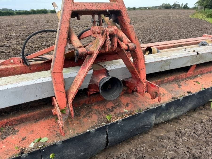 Kuhn 6 - Косачка-шредер/ Мулчер: снимка 4 Kuhn 6 - Косачка-шредер/ Мулчер: снимка 4