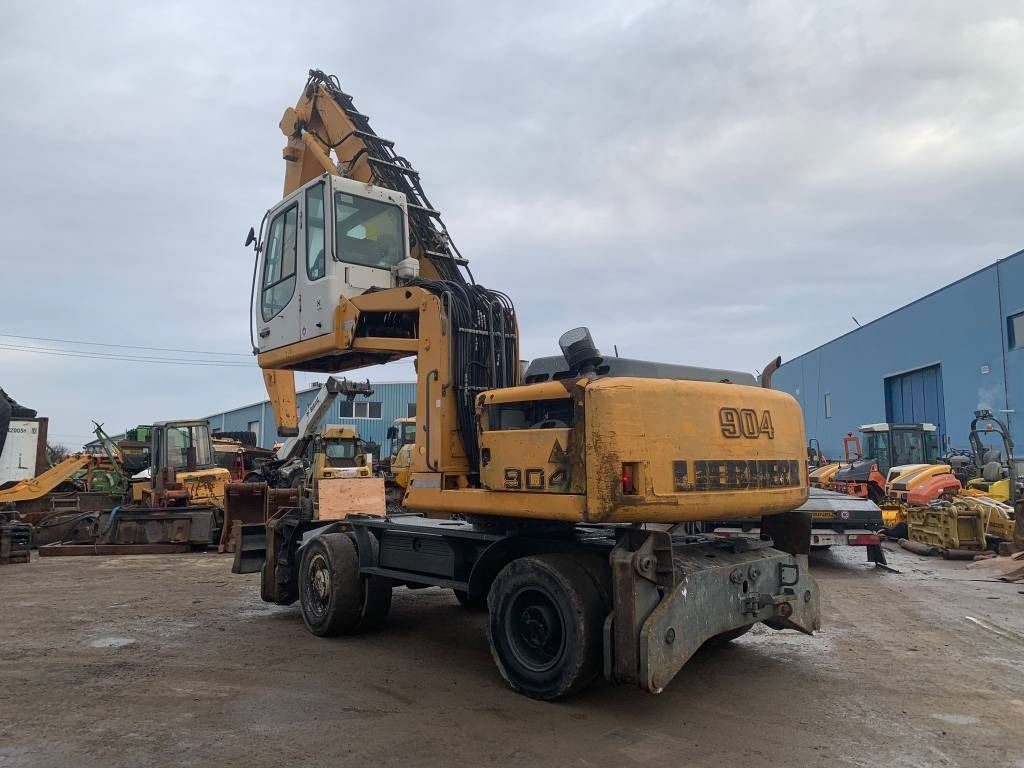 Liebherr A 904 C - Колесен багер: снимка 3 Liebherr A 904 C - Колесен багер: снимка 3