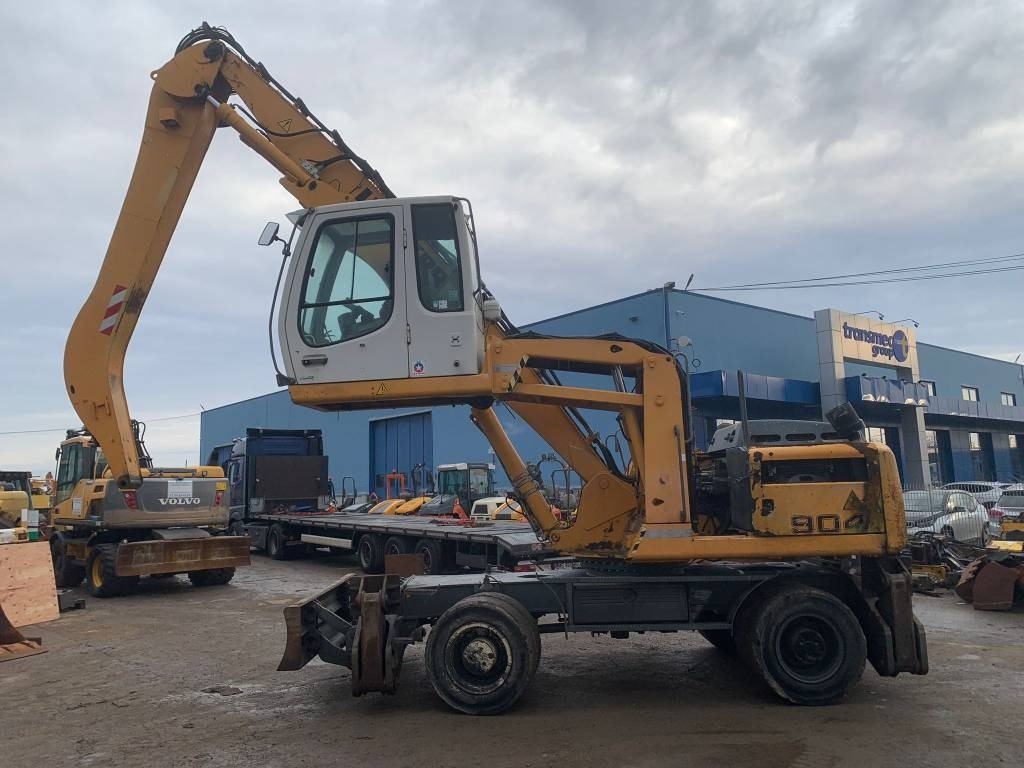 Liebherr A 904 C - Колесен багер: снимка 2 Liebherr A 904 C - Колесен багер: снимка 2