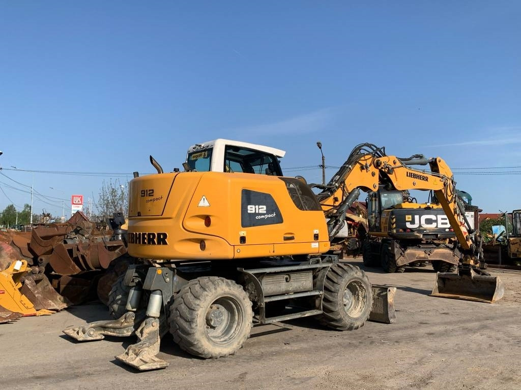 Liebherr A912 Compact+Engcon Rototilt - Колесен багер: снимка 4 Liebherr A912 Compact+Engcon Rototilt - Колесен багер: снимка 4