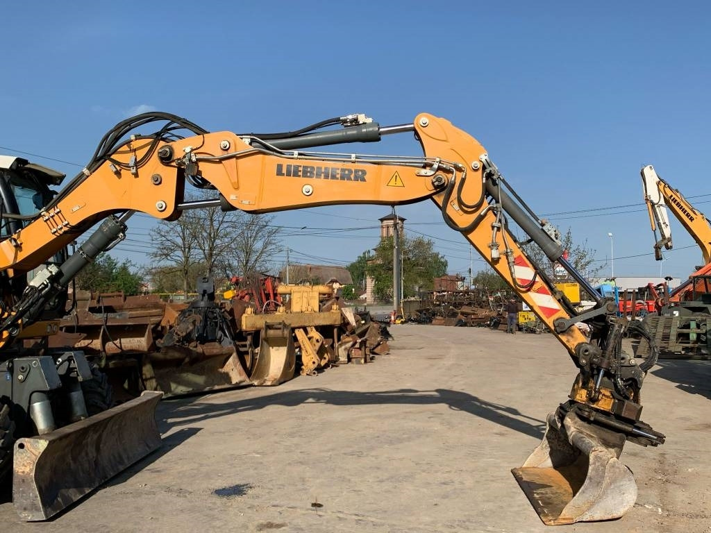 Liebherr A912 Compact+Engcon Rototilt - Колесен багер: снимка 5 Liebherr A912 Compact+Engcon Rototilt - Колесен багер: снимка 5