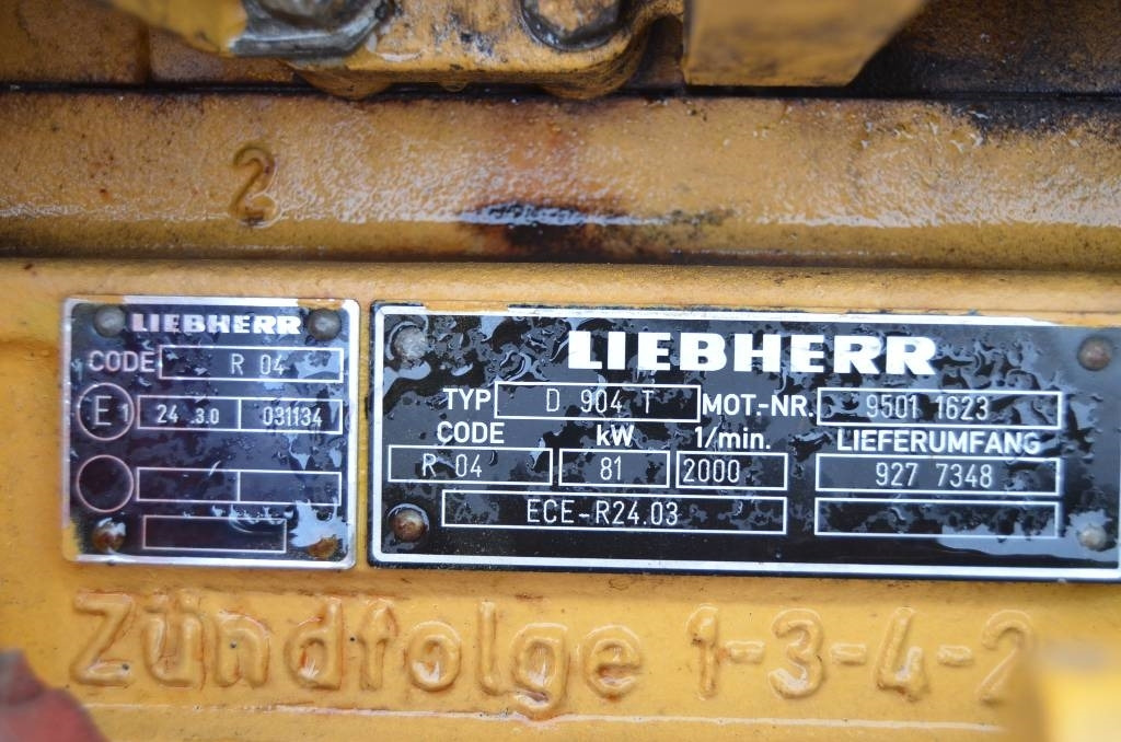 Liebherr D904 T - Двигател за Строителна техника: снимка 3 Liebherr D904 T - Двигател за Строителна техника: снимка 3