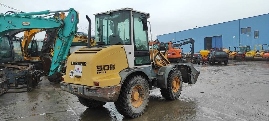 Liebherr L 506 - Колесен товарач: снимка 4 Liebherr L 506 - Колесен товарач: снимка 4