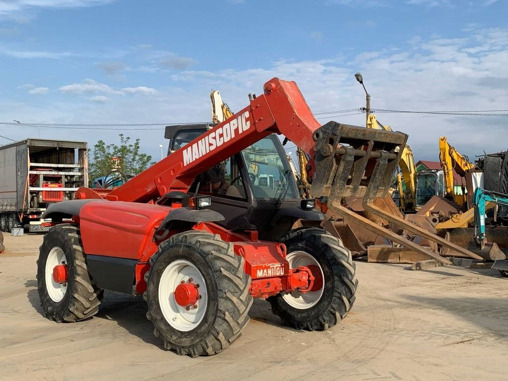 Manitou MVT 730 Agri - Телескопичен товарач: снимка 4 Manitou MVT 730 Agri - Телескопичен товарач: снимка 4