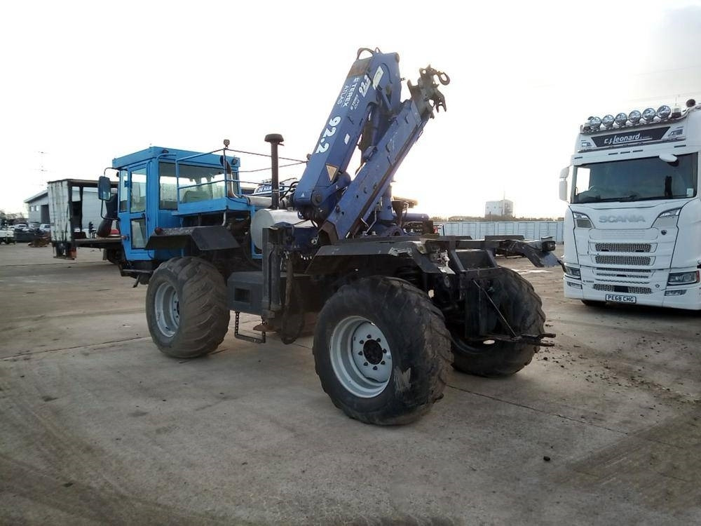 Mercedes-Benz Unimog - Камион с кран: снимка 3 Mercedes-Benz Unimog - Камион с кран: снимка 3