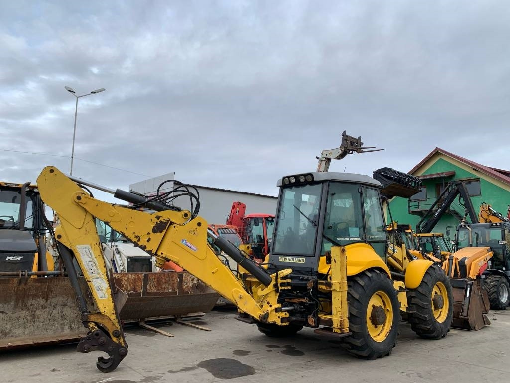 New Holland B 115 4PS - Багер-товарач: снимка 4 New Holland B 115 4PS - Багер-товарач: снимка 4