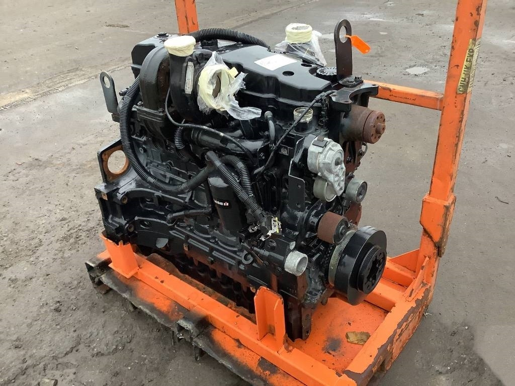 New Holland F4DFE613J*A0002 - Двигател за Строителна техника: снимка 1 New Holland F4DFE613J*A0002 - Двигател за Строителна техника: снимка 1
