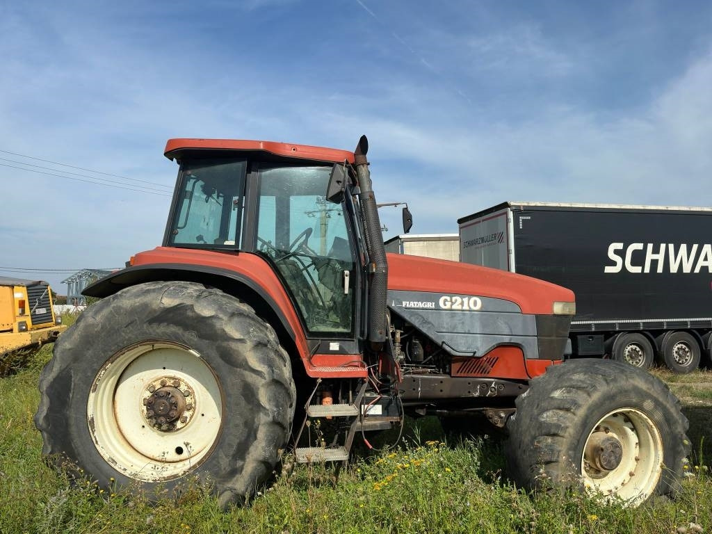 Лизинг на New Holland G 210 New Holland G 210: снимка 6 Лизинг на New Holland G 210 New Holland G 210: снимка 6