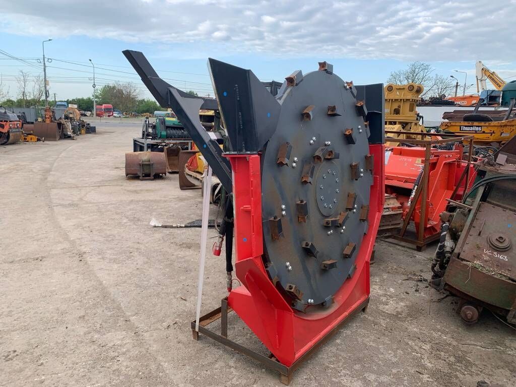 Raytree RMDM70 Mulcher Raytree RMDM70 Mulcher - Горски мулчер: снимка 2 Raytree RMDM70 Mulcher Raytree RMDM70 Mulcher - Горски мулчер: снимка 2