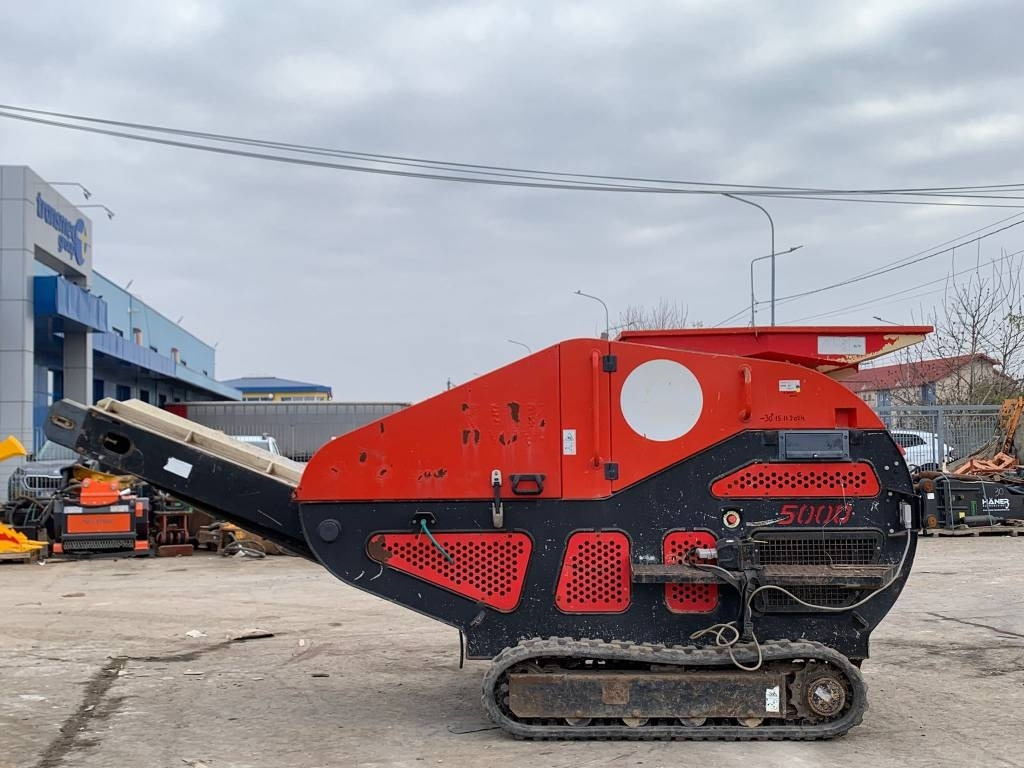 Red Rhino 5000 - Мобилна трошачка: снимка 2 Red Rhino 5000 - Мобилна трошачка: снимка 2