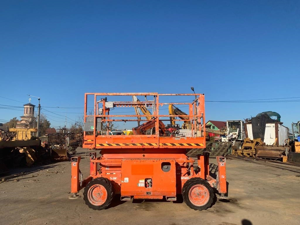 SkyJack SJ 6832 RT - Ножична работна платформа: снимка 5 SkyJack SJ 6832 RT - Ножична работна платформа: снимка 5