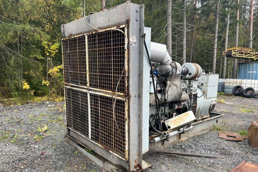 Stamford HC634J1 - Електрогенератор: снимка 2 Stamford HC634J1 - Електрогенератор: снимка 2