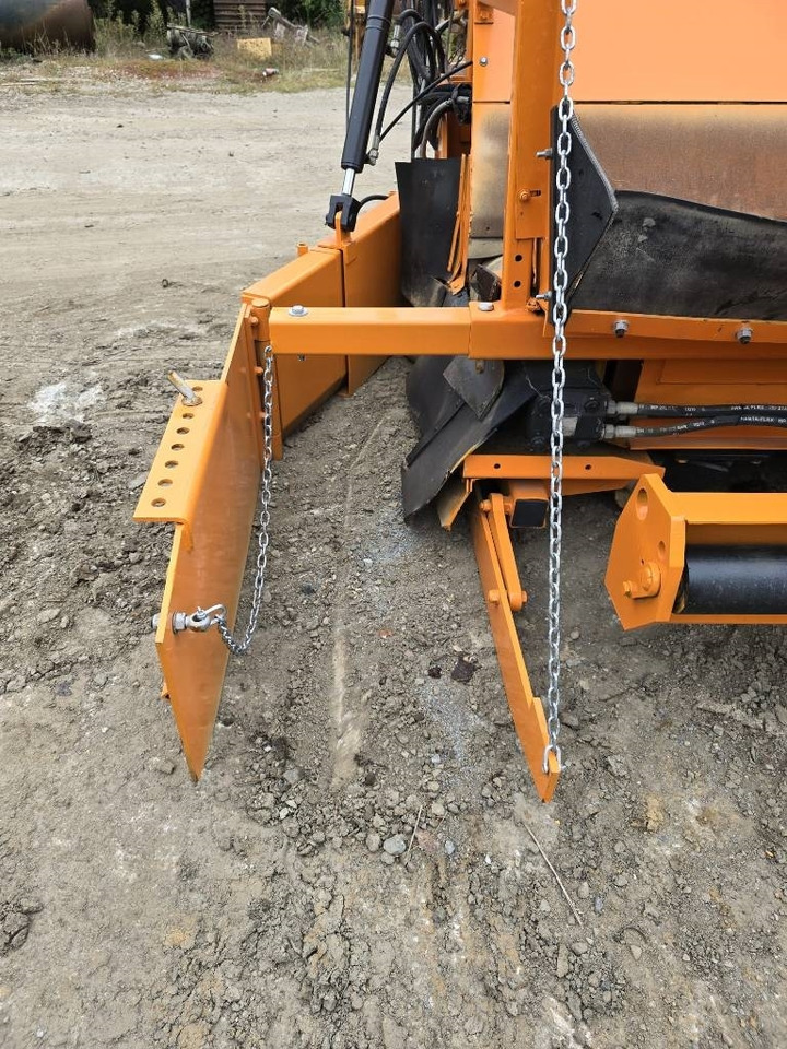 Strassmayr BF 290 - Техника за слагане на асфалт: снимка 4 Strassmayr BF 290 - Техника за слагане на асфалт: снимка 4