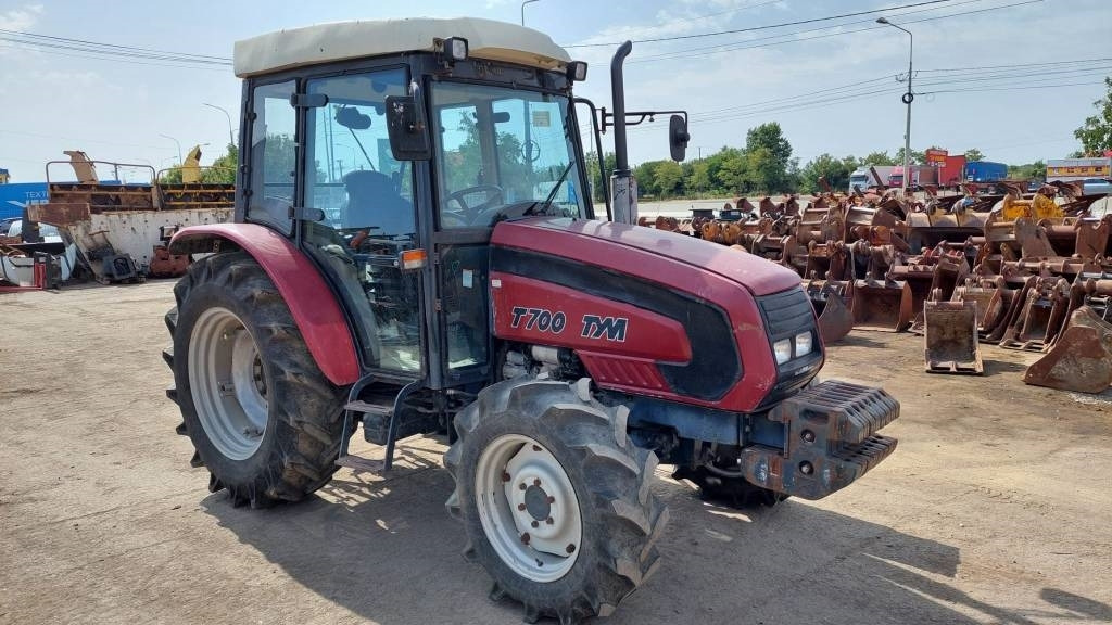 TYM T700 - Трактор: снимка 1 TYM T700 - Трактор: снимка 1