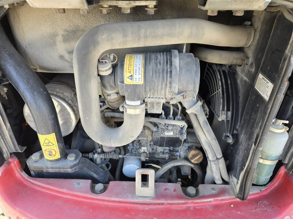 Takeuchi TB 23 R - Мини багер: снимка 3 Takeuchi TB 23 R - Мини багер: снимка 3