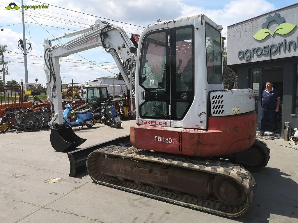 Takeuchi TB180FR - Мини багер: снимка 4 Takeuchi TB180FR - Мини багер: снимка 4