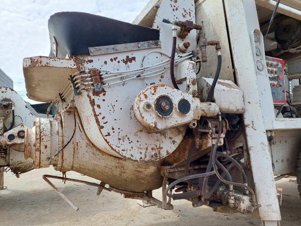 Utranazz SCM80C - Стационарна бетон помпа: снимка 4 Utranazz SCM80C - Стационарна бетон помпа: снимка 4