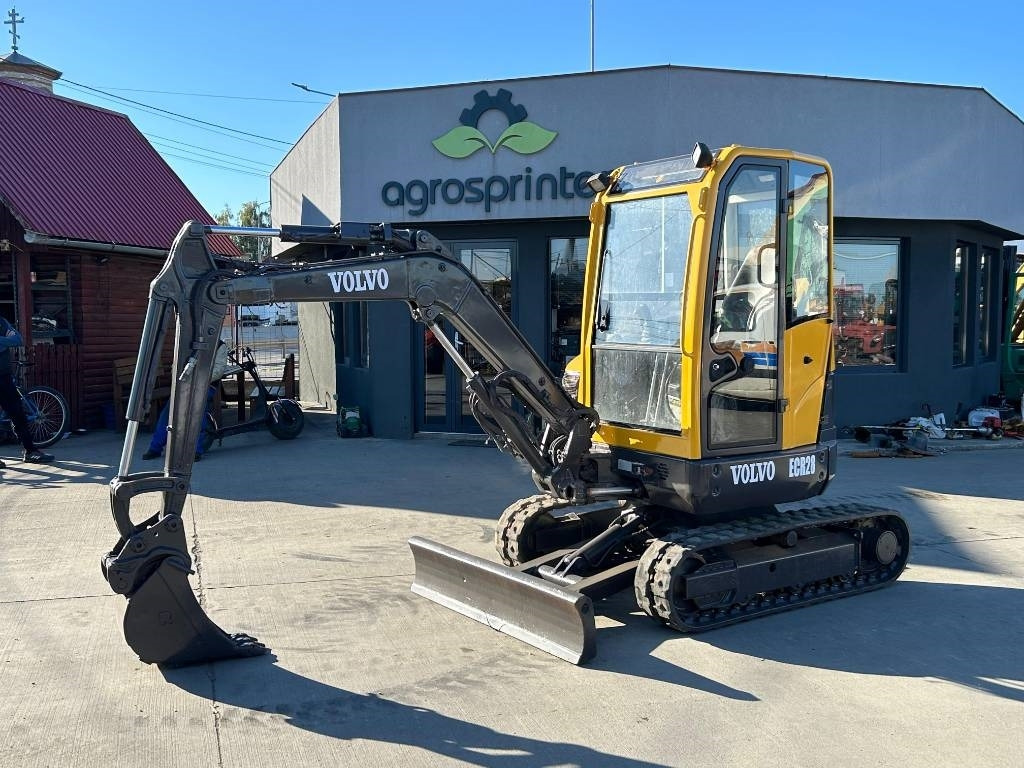 Volvo ECR 28 - Мини багер: снимка 1 Volvo ECR 28 - Мини багер: снимка 1