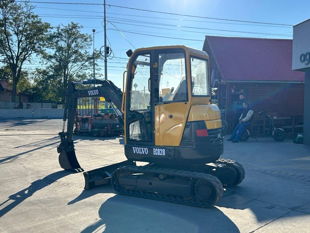 Volvo ECR 28 - Мини багер: снимка 3 Volvo ECR 28 - Мини багер: снимка 3
