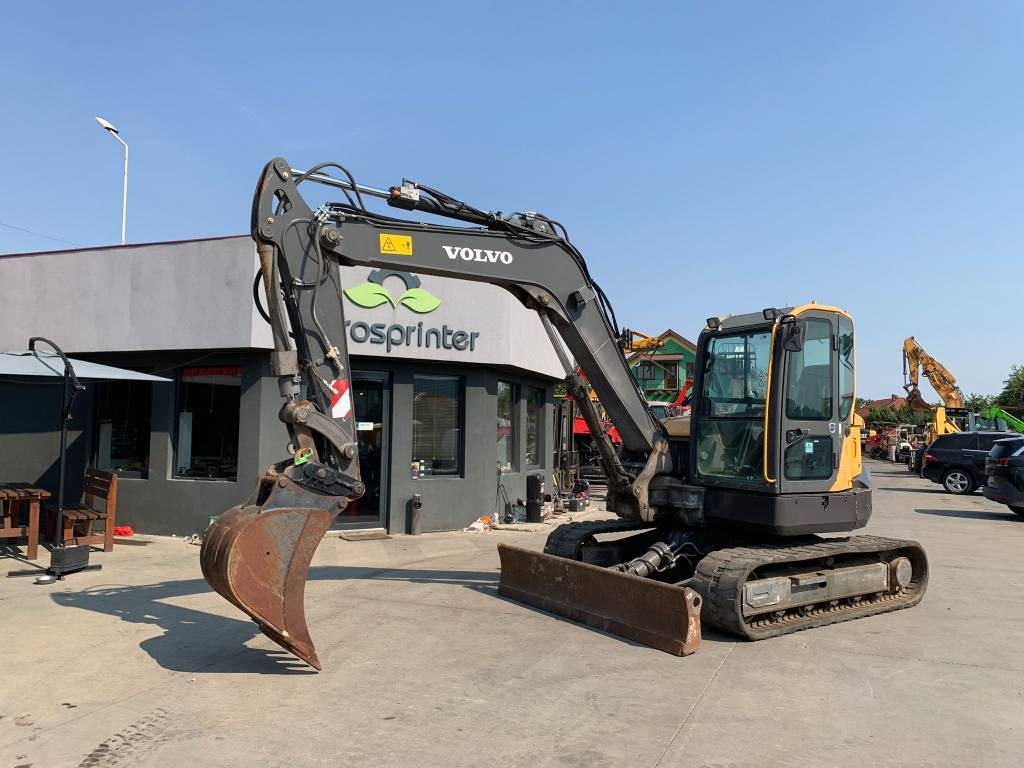 Volvo ECR 88 D - Мини багер: снимка 1 Volvo ECR 88 D - Мини багер: снимка 1