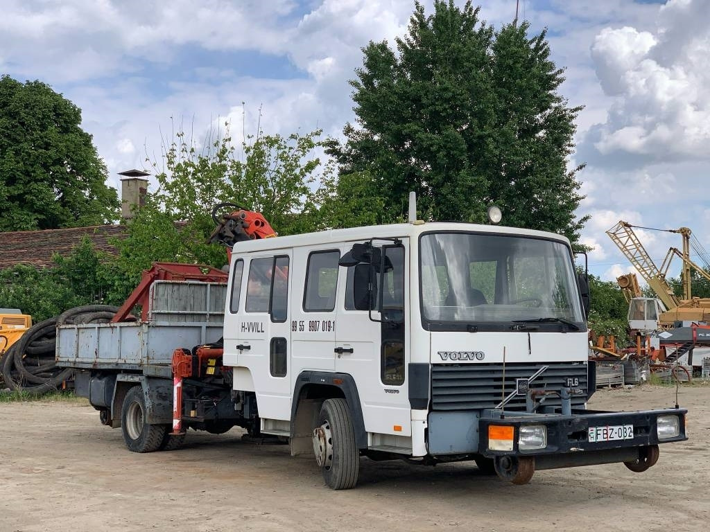 Volvo FL 611 Railway Truck - Камион с кран: снимка 1 Volvo FL 611 Railway Truck - Камион с кран: снимка 1