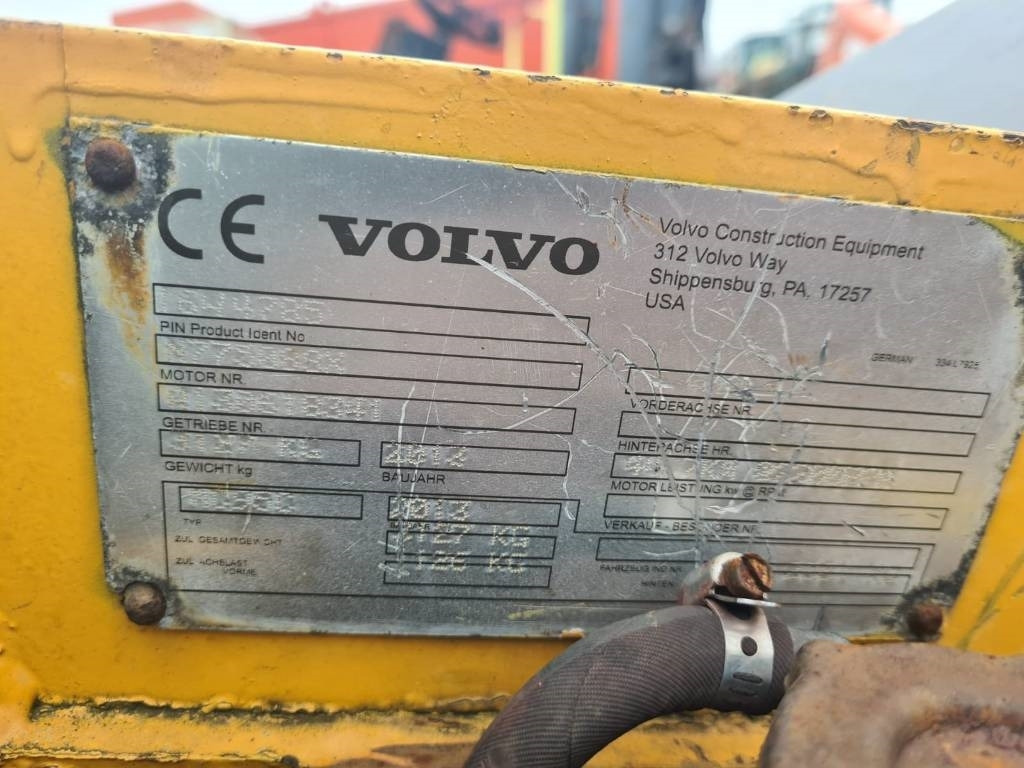 Volvo MC 95 C - Мини челен товарач: снимка 5 Volvo MC 95 C - Мини челен товарач: снимка 5