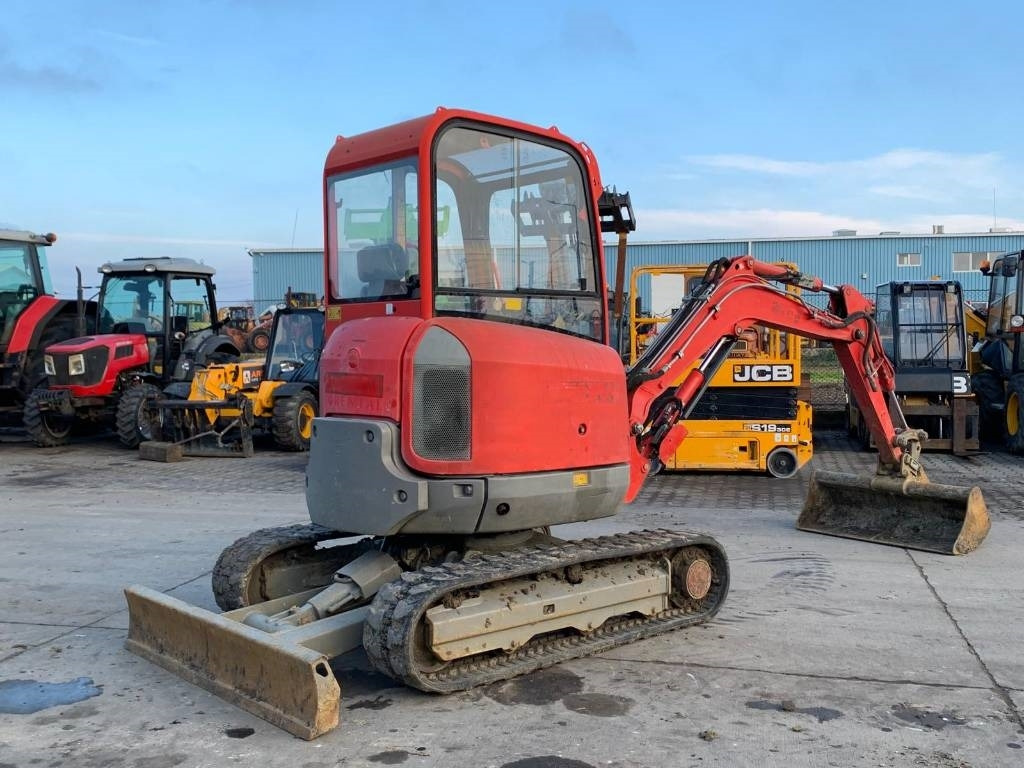 Мини багер Wacker Neuson 28 Z3 RD: снимка 6