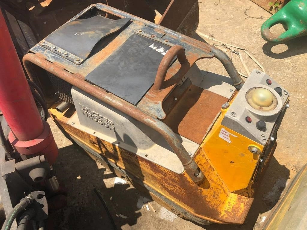 Wacker Neuson DPU7060 - Виброплоча: снимка 3 Wacker Neuson DPU7060 - Виброплоча: снимка 3