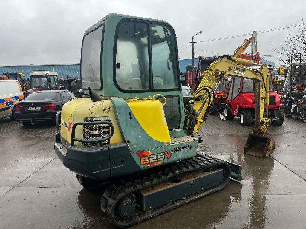 Yanmar B 25 V - Мини багер: снимка 3 Yanmar B 25 V - Мини багер: снимка 3