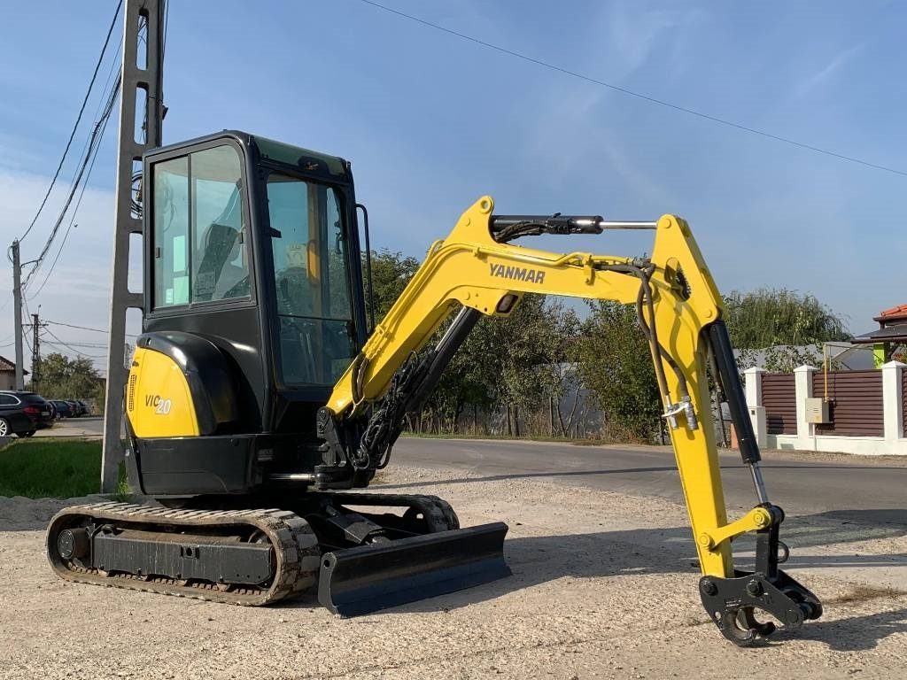 Yanmar Vio 20-4 - Мини багер: снимка 2 Yanmar Vio 20-4 - Мини багер: снимка 2