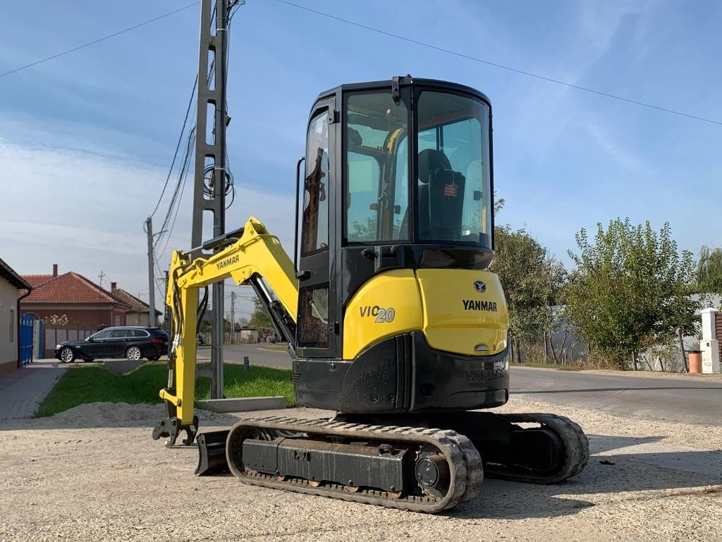 Yanmar Vio 20-4 - Мини багер: снимка 3 Yanmar Vio 20-4 - Мини багер: снимка 3