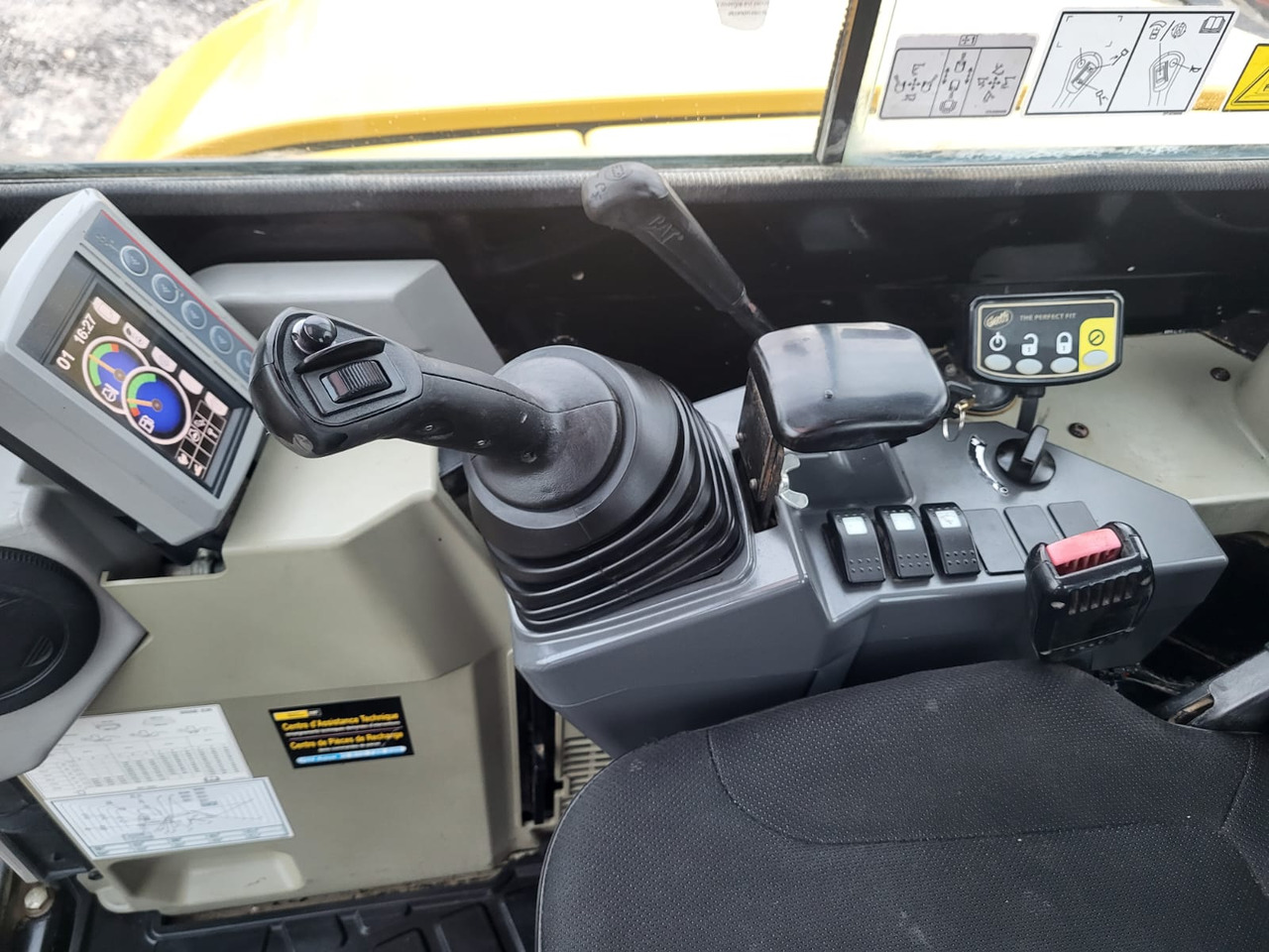 CATERPILLAR 305E CR - Мини багер: снимка 3 CATERPILLAR 305E CR - Мини багер: снимка 3
