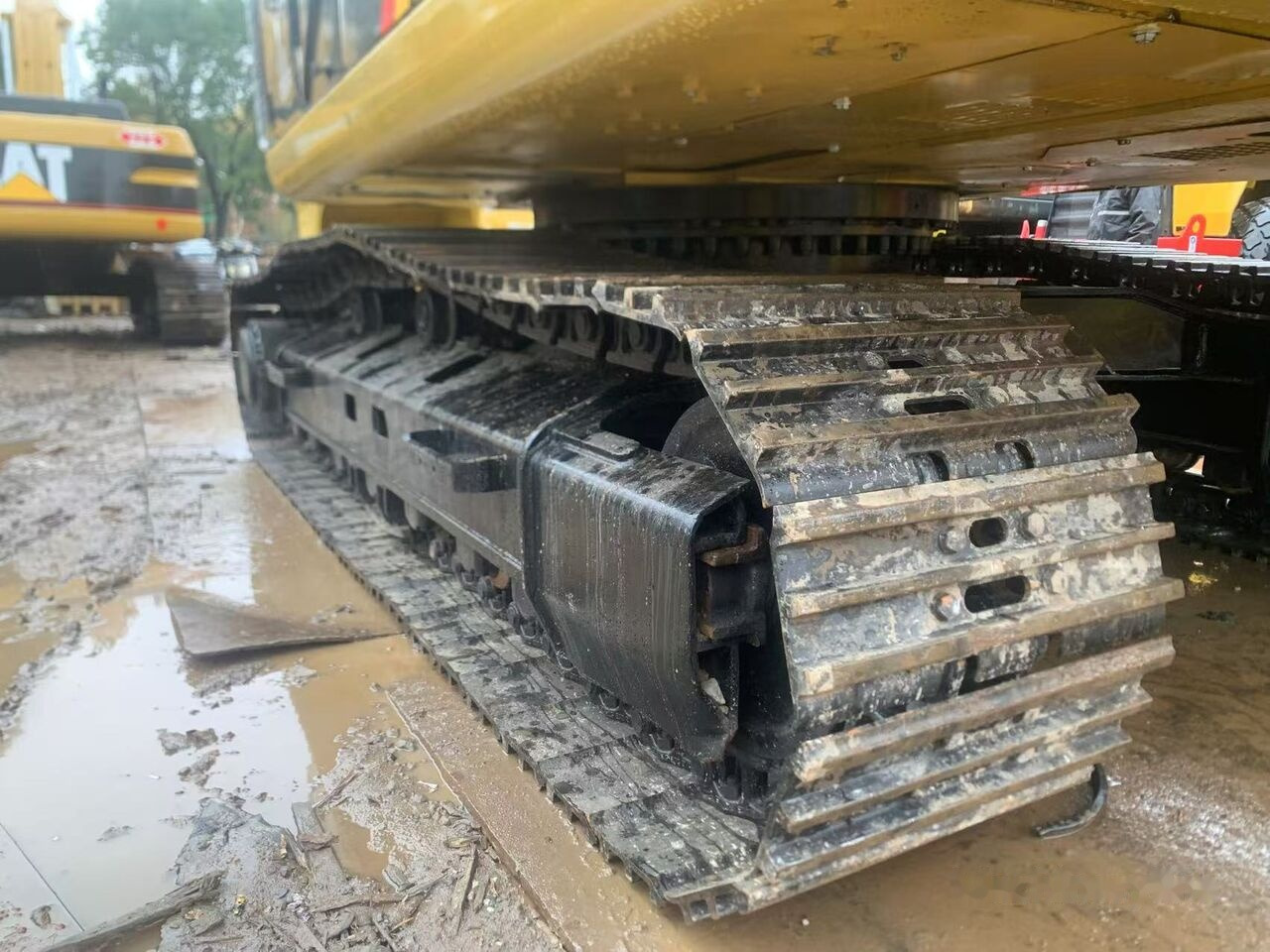Caterpillar 329D - Верижен багер: снимка 1 Caterpillar 329D - Верижен багер: снимка 1