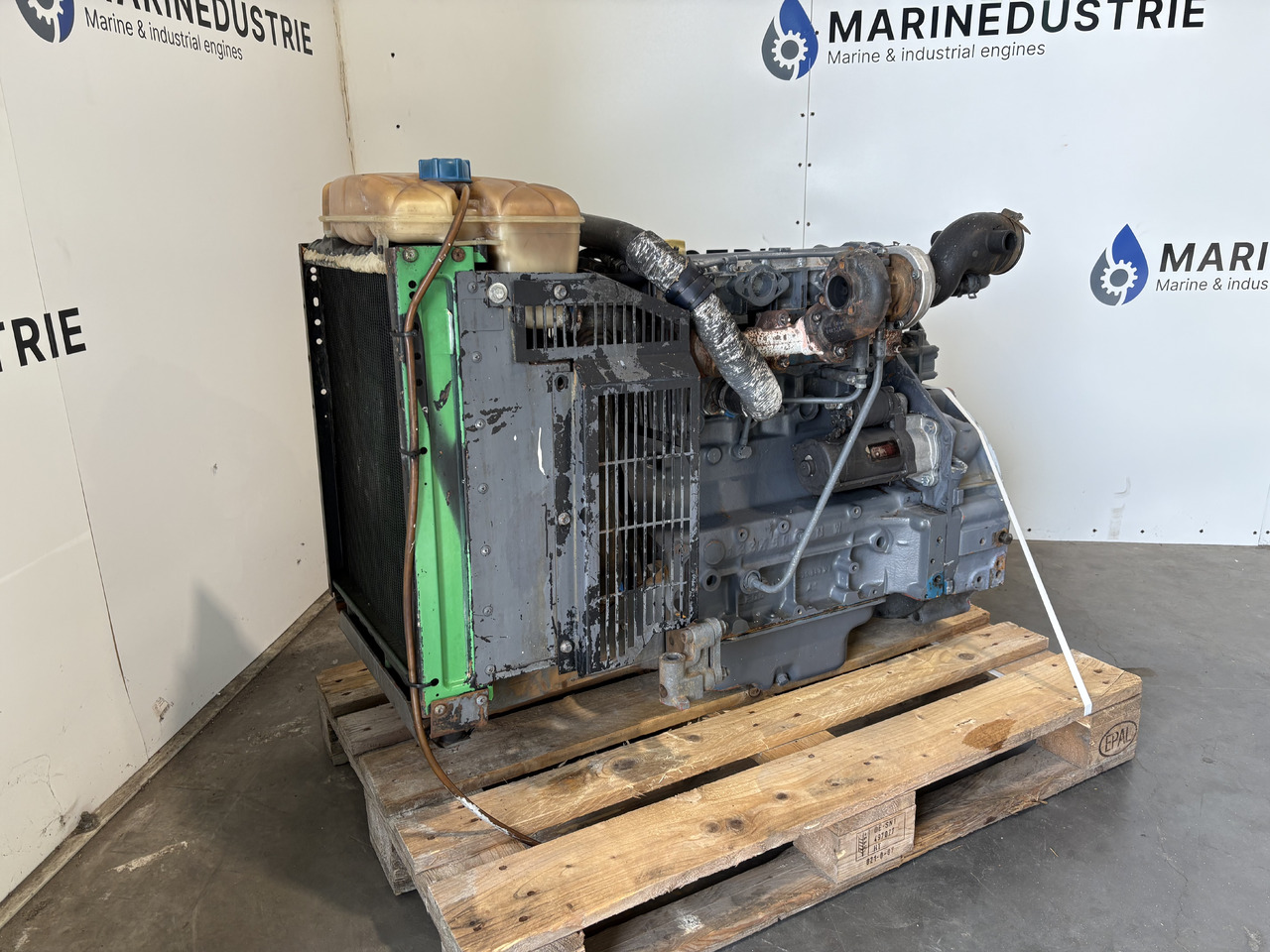 DEUTZ BF4M 1012 - Двигател: снимка 2 DEUTZ BF4M 1012 - Двигател: снимка 2