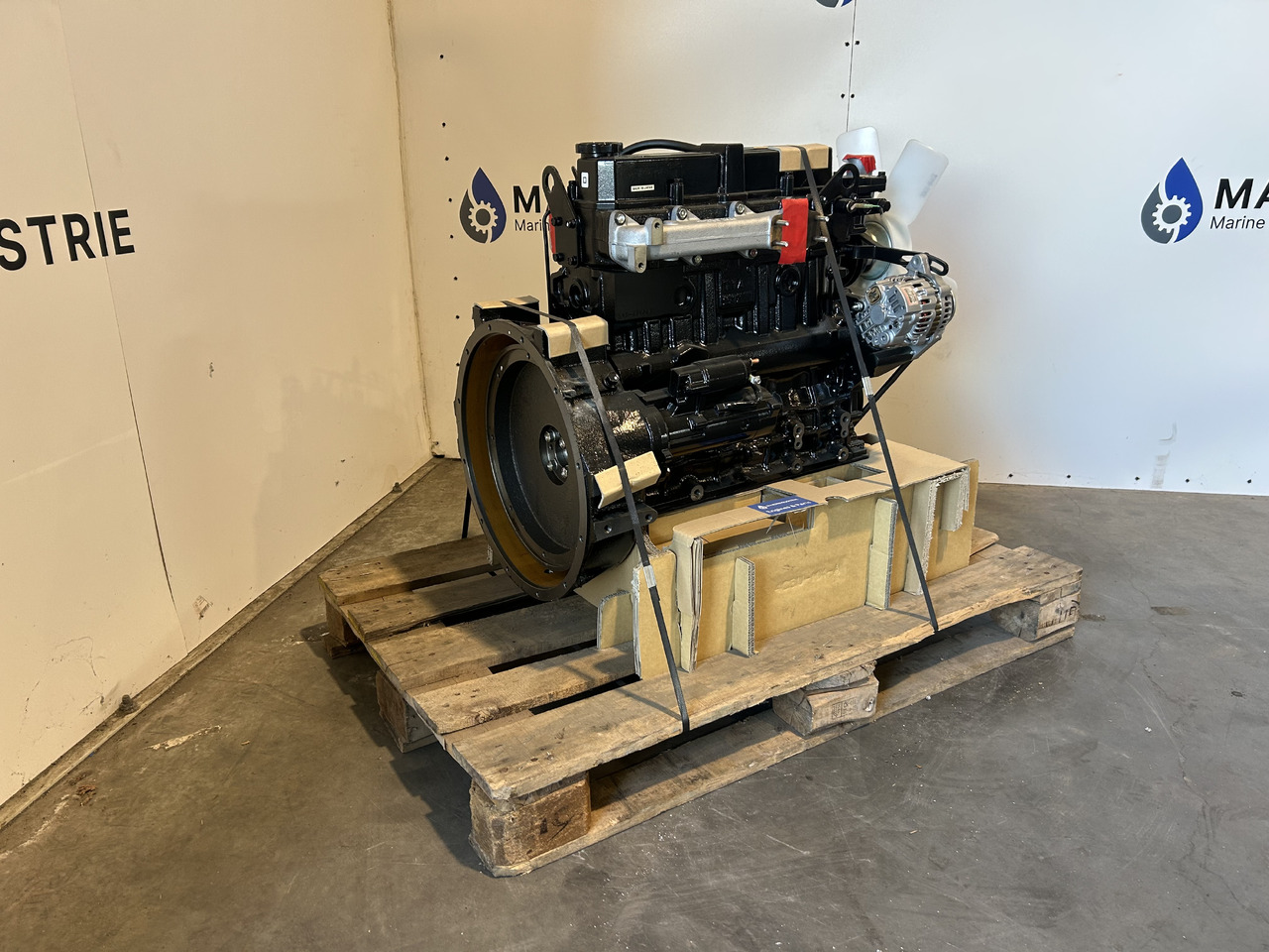Mitsubishi S4S (New engine) - Двигател за Друга техника: снимка 1 Mitsubishi S4S (New engine) - Двигател за Друга техника: снимка 1