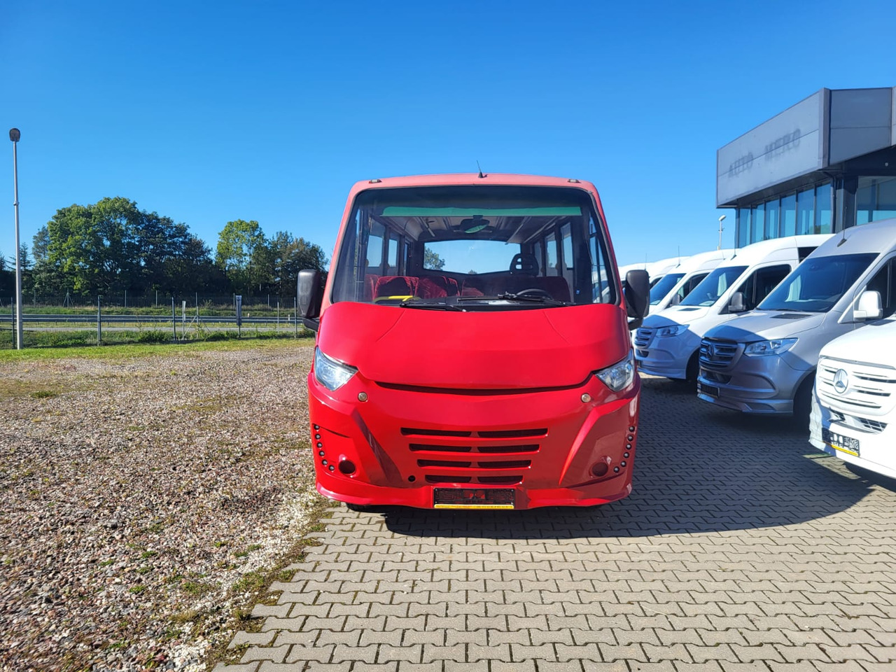 IVECO Daily Kapena- 35 Miejsc - Микробус, Пътнически бус: снимка 3 IVECO Daily Kapena- 35 Miejsc - Микробус, Пътнически бус: снимка 3