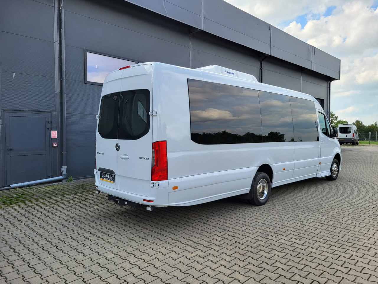 Mercedes-Benz Sprinter 517 CDI LONG 24 places + 4 standing - Междуградски автобус: снимка 4 Mercedes-Benz Sprinter 517 CDI LONG 24 places + 4 standing - Междуградски автобус: снимка 4