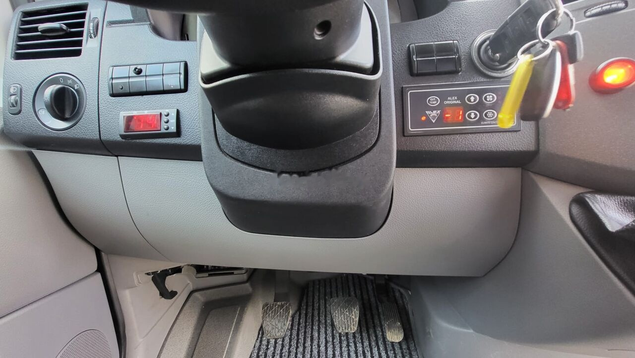 Микробус, Пътнически бус Volkswagen Crafter - 24 Miejsca: снимка 15
