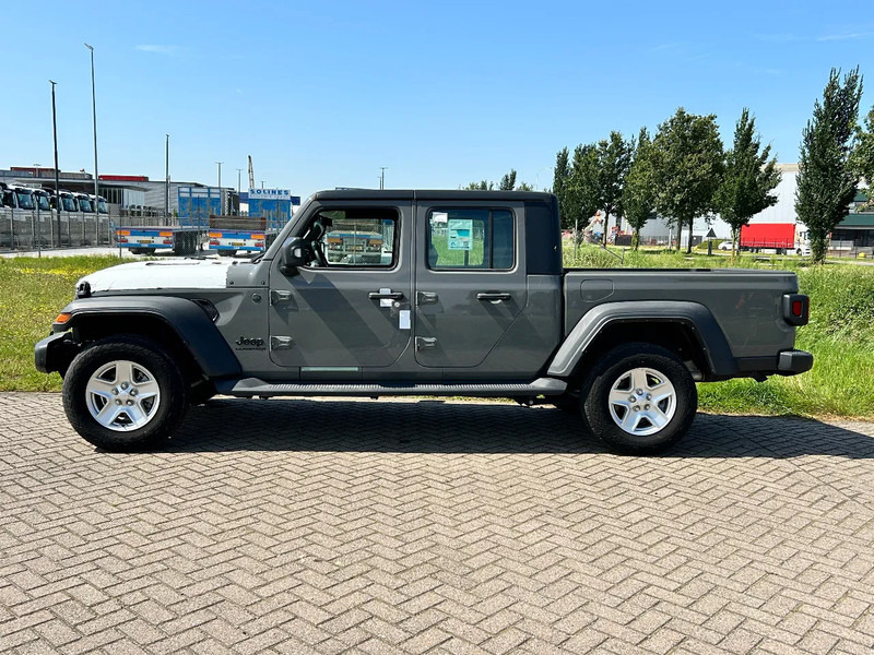 Jeep Gladiator PICK-UP 4x4 3.6L 24V VVT - 10 UNITS -T1 CUSTOM GOODS - Пикап, Бус с двойна кабина: снимка 2 Jeep Gladiator PICK-UP 4x4 3.6L 24V VVT - 10 UNITS -T1 CUSTOM GOODS - Пикап, Бус с двойна кабина: снимка 2