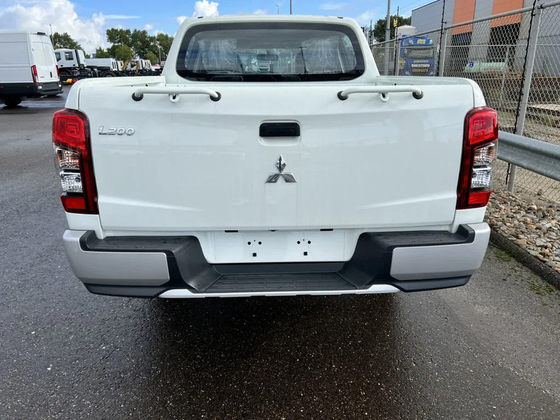 Mitsubishi L200 4x4 - 8 UNITS in WHITE 2.5 D GL Double Cab - EURO 2 - NEW!! Ready for work!!!** - Пикап, Бус с двойна кабина: снимка 3 Mitsubishi L200 4x4 - 8 UNITS in WHITE 2.5 D GL Double Cab - EURO 2 - NEW!! Ready for work!!!** - Пикап, Бус с двойна кабина: снимка 3