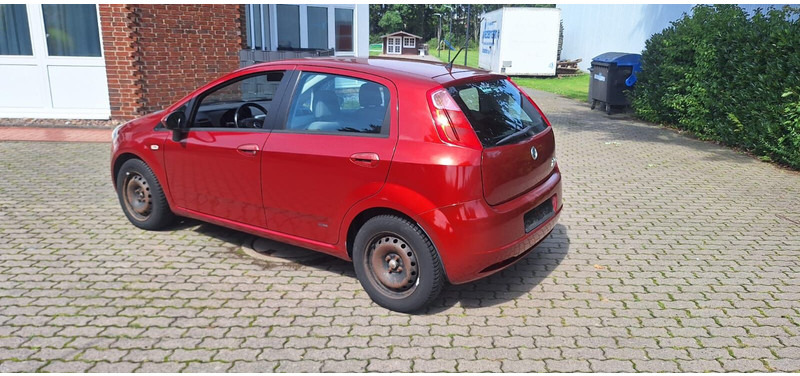 Fiat Punto - Лек автомобил: снимка 1 Fiat Punto - Лек автомобил: снимка 1