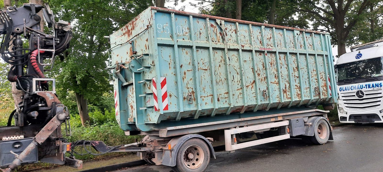 Hüffermann HAR 1870 ohne container - Мултилифт/ Лифтдъмпер ремарке: снимка 4 Hüffermann HAR 1870 ohne container - Мултилифт/ Лифтдъмпер ремарке: снимка 4