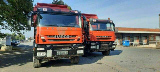 Iveco 260AD500PS 6x4 Blatt/Blatt AHK Retarder - Самосвал камион: снимка 2 Iveco 260AD500PS 6x4 Blatt/Blatt AHK Retarder - Самосвал камион: снимка 2