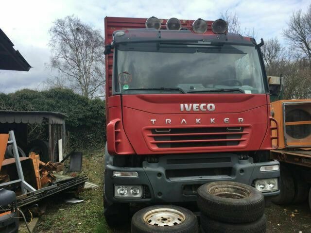 Iveco AD260T450PS 6x4 Blatt Blatt (E:5) - Камион за дърва, Камион с кран: снимка 5 Iveco AD260T450PS 6x4 Blatt Blatt (E:5) - Камион за дърва, Камион с кран: снимка 5
